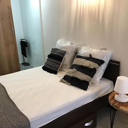 Apartamento Loft Avec Beaucoup De Cachet Centre Historique Montpellier Exterior foto