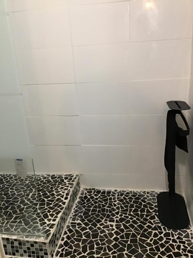 Apartamento Loft Avec Beaucoup De Cachet Centre Historique Montpellier Exterior foto